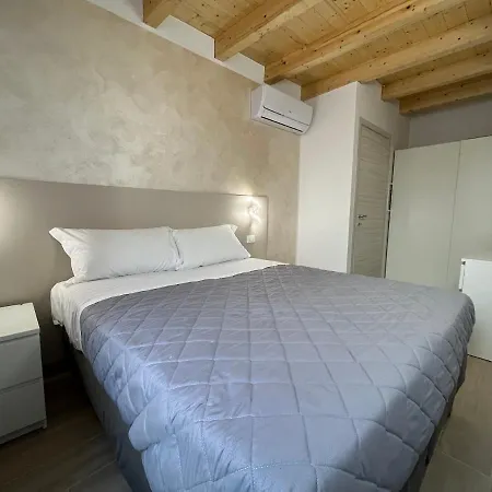 Anfite Apartments Santa Maria Desenzano del Garda Exterior photo