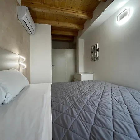 Anfite Apartments Santa Maria Desenzano del Garda Exterior photo